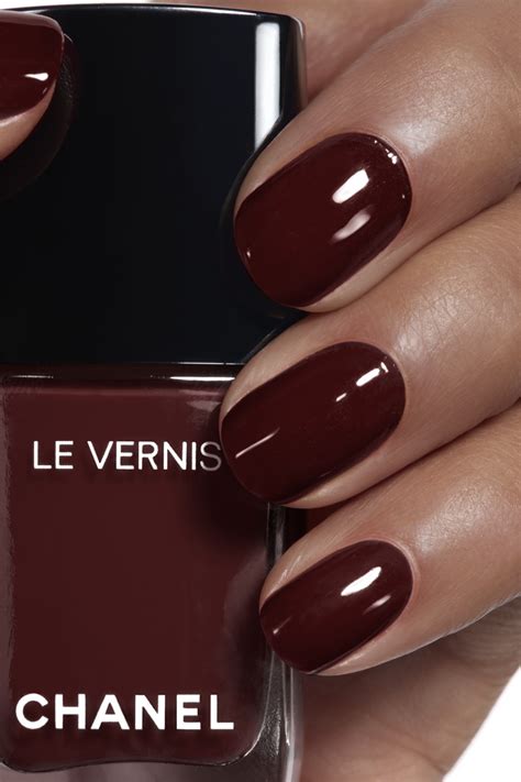 LE VERNIS Nail Colour – Makeup .